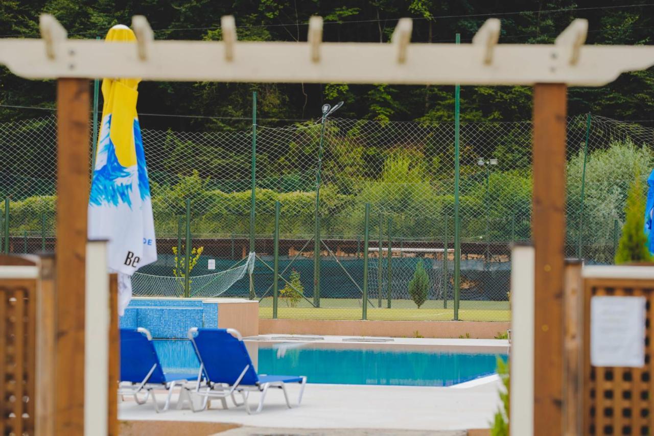 Hotel Class Brezoi Εξωτερικό φωτογραφία