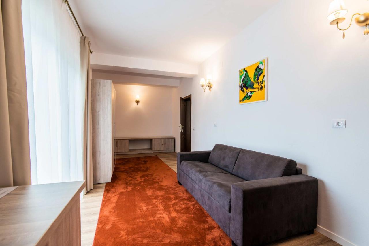 Hotel Class Brezoi Εξωτερικό φωτογραφία