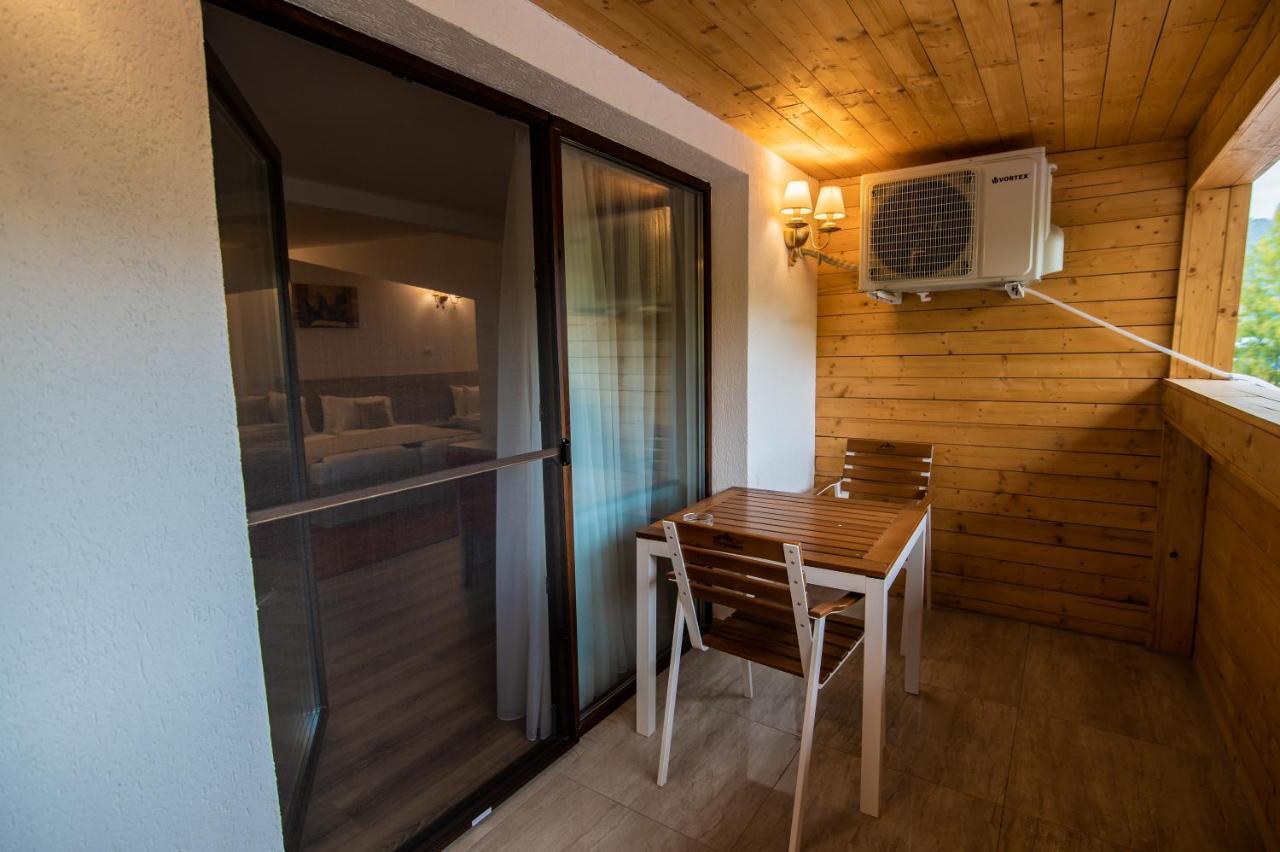 Hotel Class Brezoi Εξωτερικό φωτογραφία